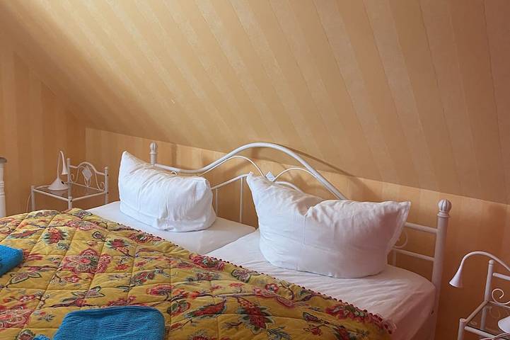 Ferienhaus für 9 Personen, mit Sauna und Garten in Prerow - 4