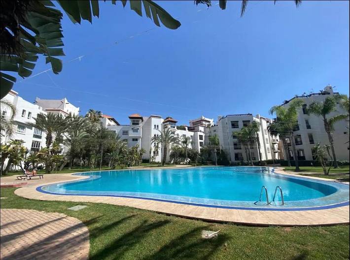 Location de vacances pour 5 personnes, avec balcon ainsi que vue et piscine à Agadir