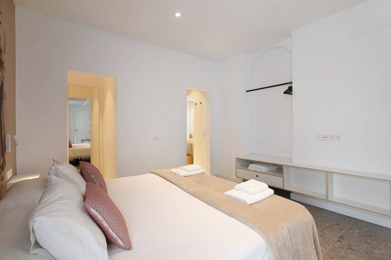 Vakantiehuis 'Linaje del Pago Castellana' met Uitzicht op de Bergen, Zwembad & Wi-Fi, foto 12