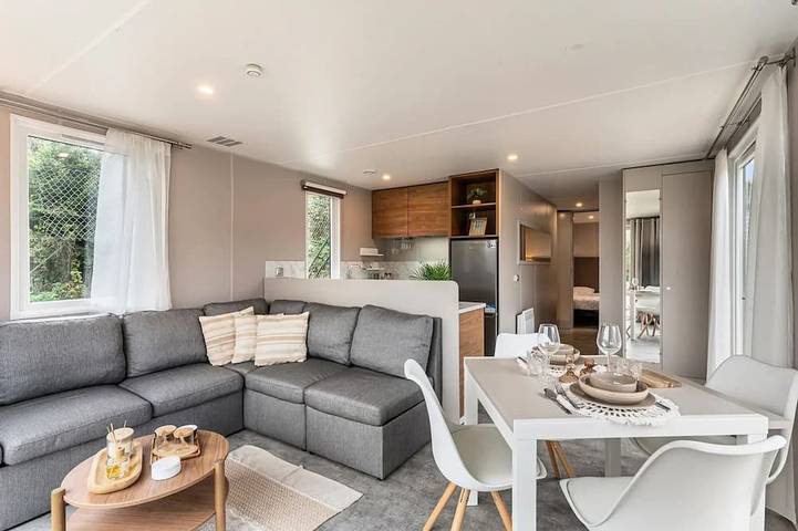 Static caravan for 4 people in the Luxembourg (Belgium)