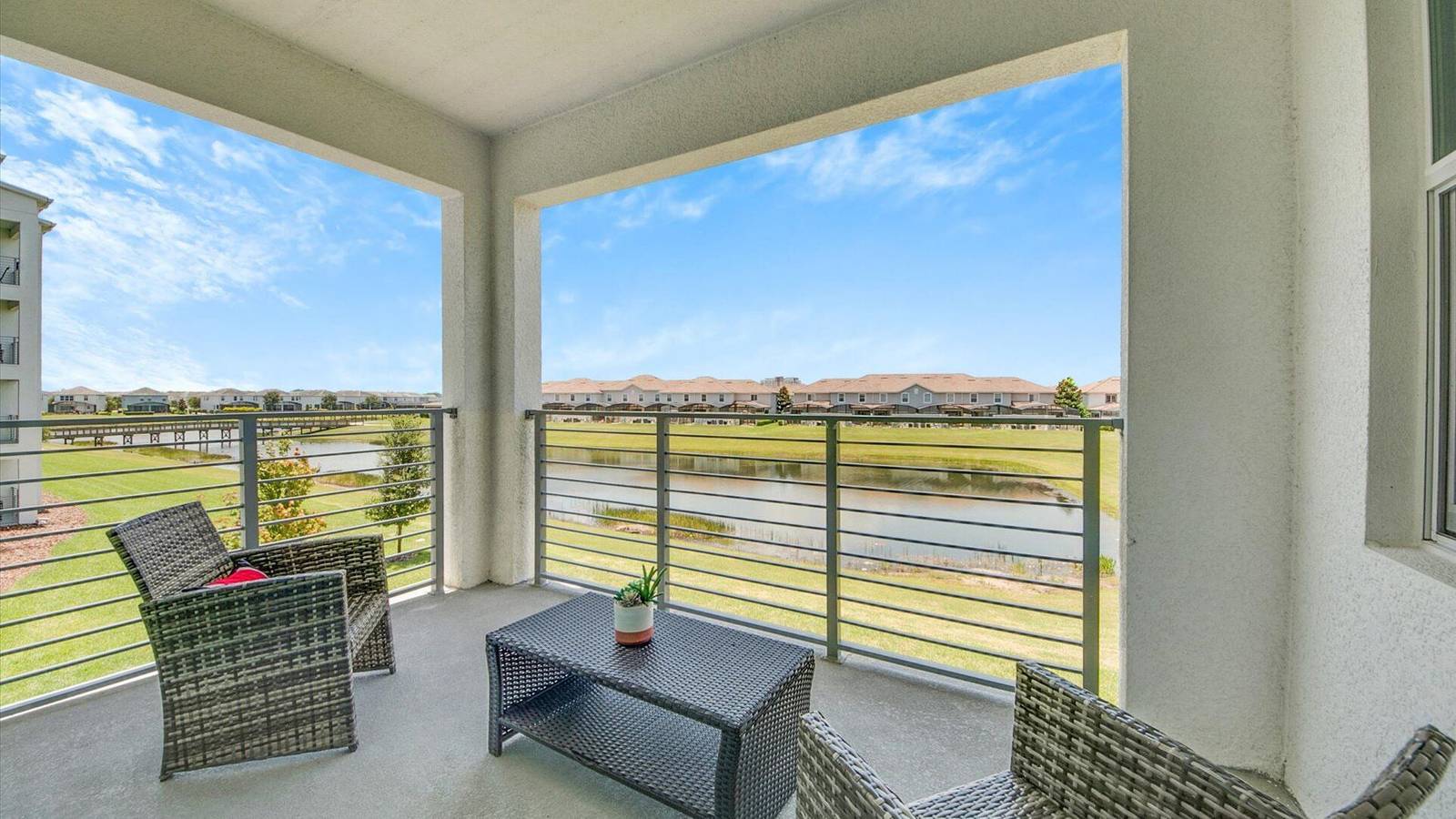 5 Star Condo on Orlando’s most Exclusive Storey Lake Resort, Orlando Condo 6160 in Condado de Osceola