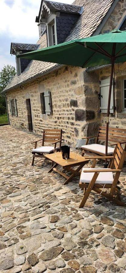 Appartement entier, Villa in Saint-Fréjoux, Région d'Ussel