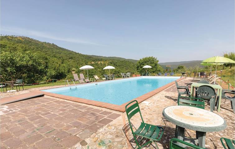 Appartamento intero, Appartamento con piscina con WiFi, parcheggio e cucina in San Venanzo, Perugia e dintorni