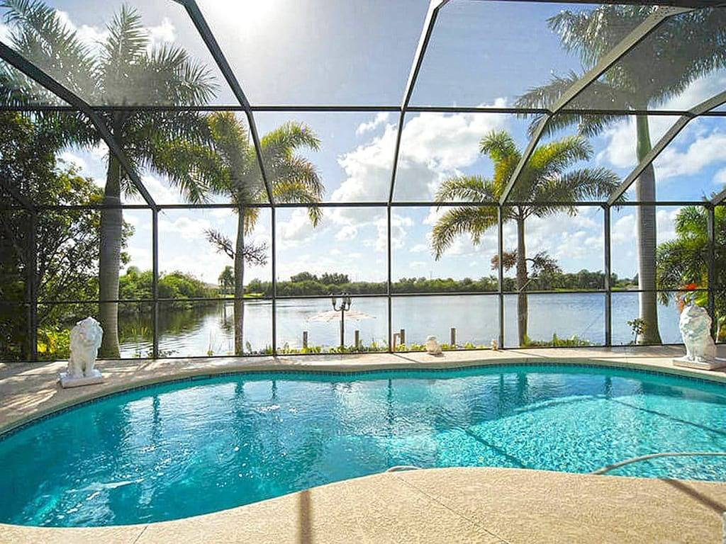 Villa in Cape Coral mit Schwimmbecken in Cape Coral, Southwest Florida