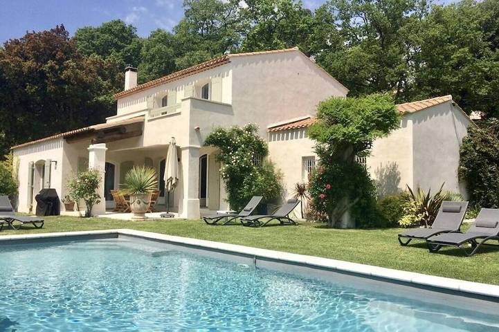 Villa pour 8 personnes, avec jardin - 1