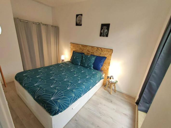 Gîte pour 4 personnes, avec terrasse à Thizy-les-Bourgs - 2