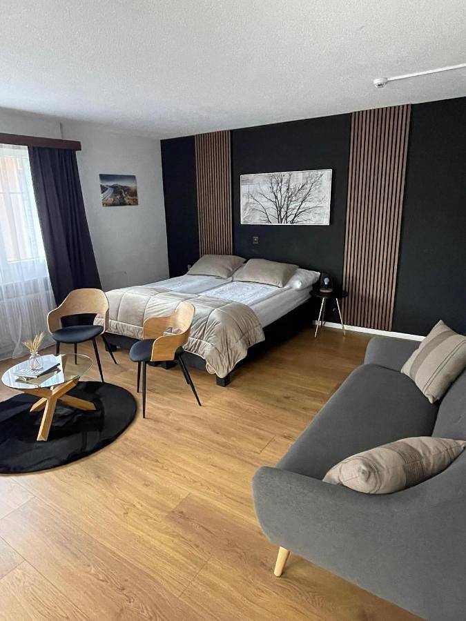 Hôtel pour 2 personnes, avec vue et balcon, animaux acceptés dans Brigue - 3
