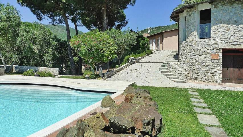 Villa mit pool für 6 Personen, mit Terrasse und Garten sowie Pool auf Elba
