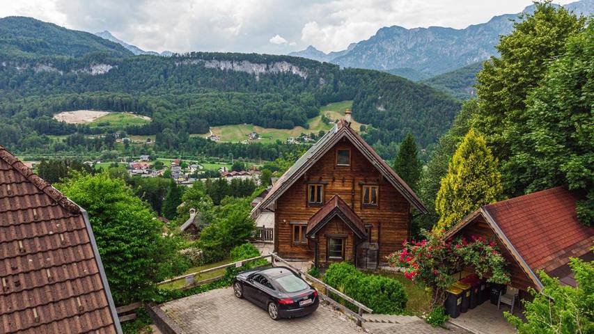 Ferienhaus für 10 Personen, mit Ausblick und Sauna sowie Garten, kinderfreundlich in Bad Goisern am Hallstättersee - 4