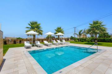 Villa for 6 People in Malia, Iraklio-Heraklio region, Photo 1
