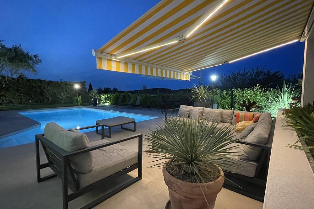 Chalet 8 pers jardín, piscina, vista magnífica, tranquilidad, 8km de Montpellier in Saint-Gély-du-Fesc, Region de Montpellier