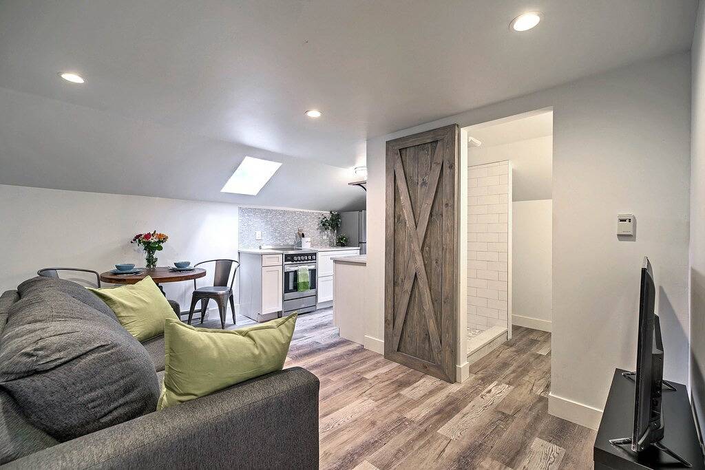 Ganze Wohnung, Moderne Innenstadt Golden Apt. - Gehen Sie zur Main Street! in Golden (CO), Jefferson County