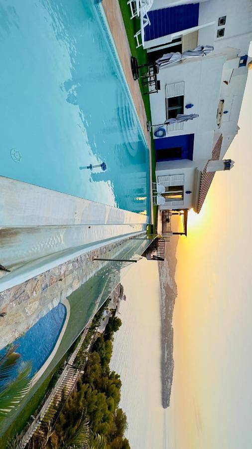 Chalet para 6 personas, con piscina además de jacuzzi y jardín en Costa Tropical - 3