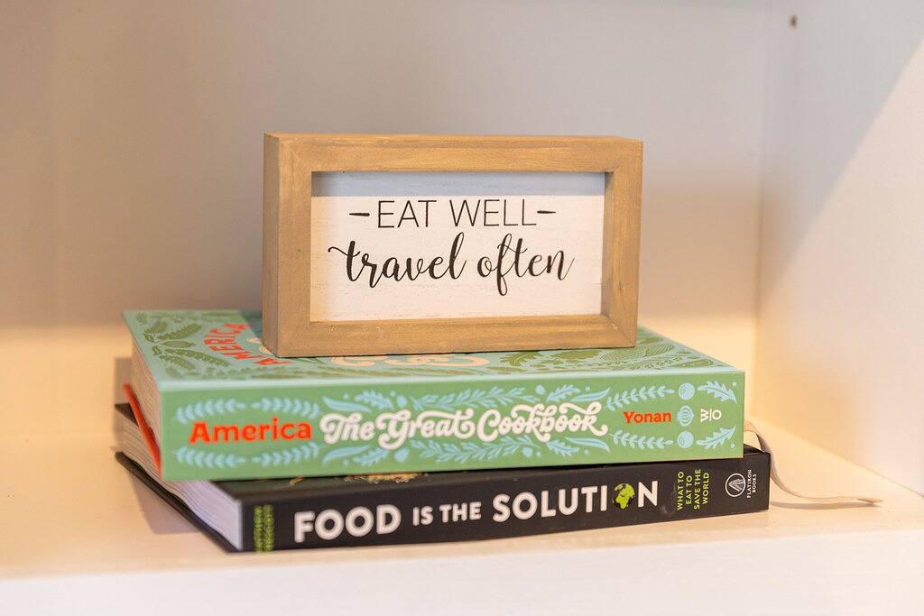 Hemingway House in der Nähe von Cedar Point & The Beach in Huron, Eriesee