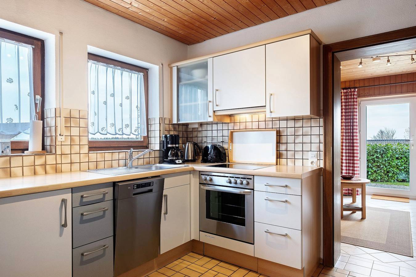 Appartement 'Morgensonne' met uitzicht op de bergen, privéterras en Wi-Fi, foto 7