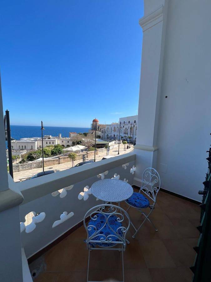 Villa per 6 persone, con Balcone e Giardino nonché Panorama a Santa Cesarea Terme