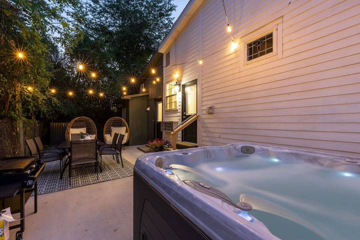 Vacation house for 6 people, with terrace and yard, with pets in Ohio