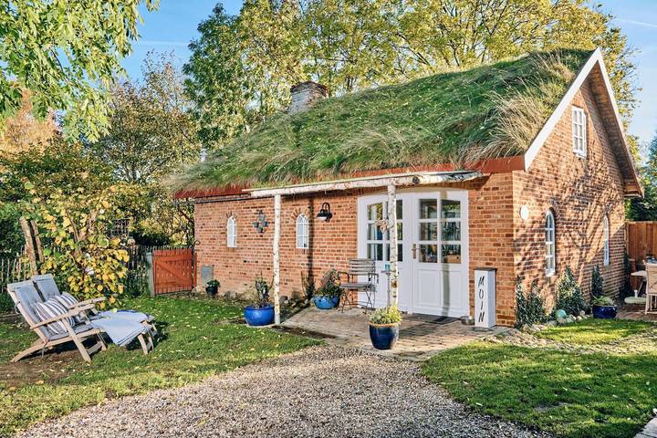 Ferienhaus für 6 Personen, mit Terrasse und Garten sowie Seeblick in Risum-Lindholm