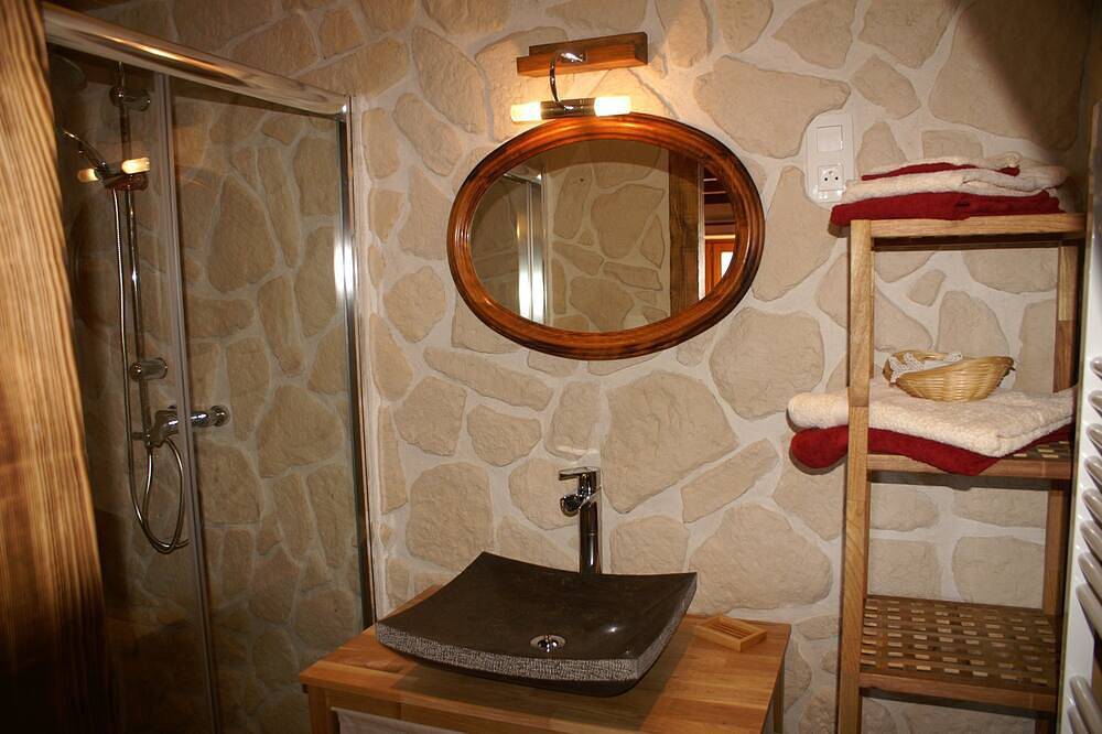 Chambres et table d'hôtes, au calme in Cleurie, Région d'Épinal