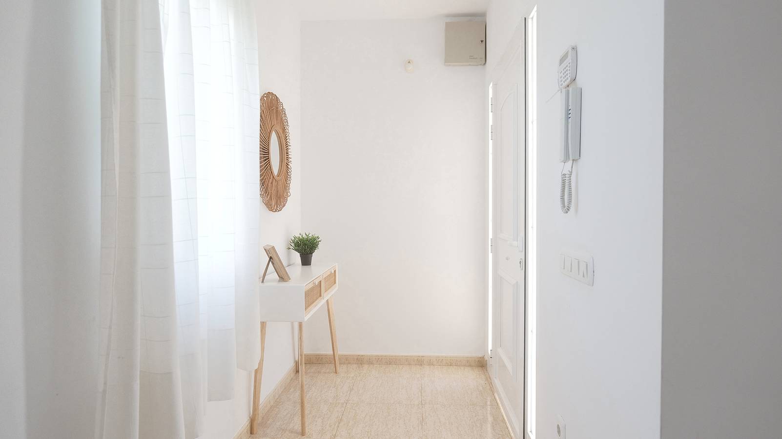 Casa Mar con piscina privada, A/A y Wi-Fi delante del mar. in Zona Triador, Vinaròs