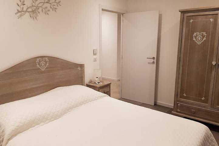 Gîte pour 2 personnes, avec terrasse dans Plage d'Agosta - 4