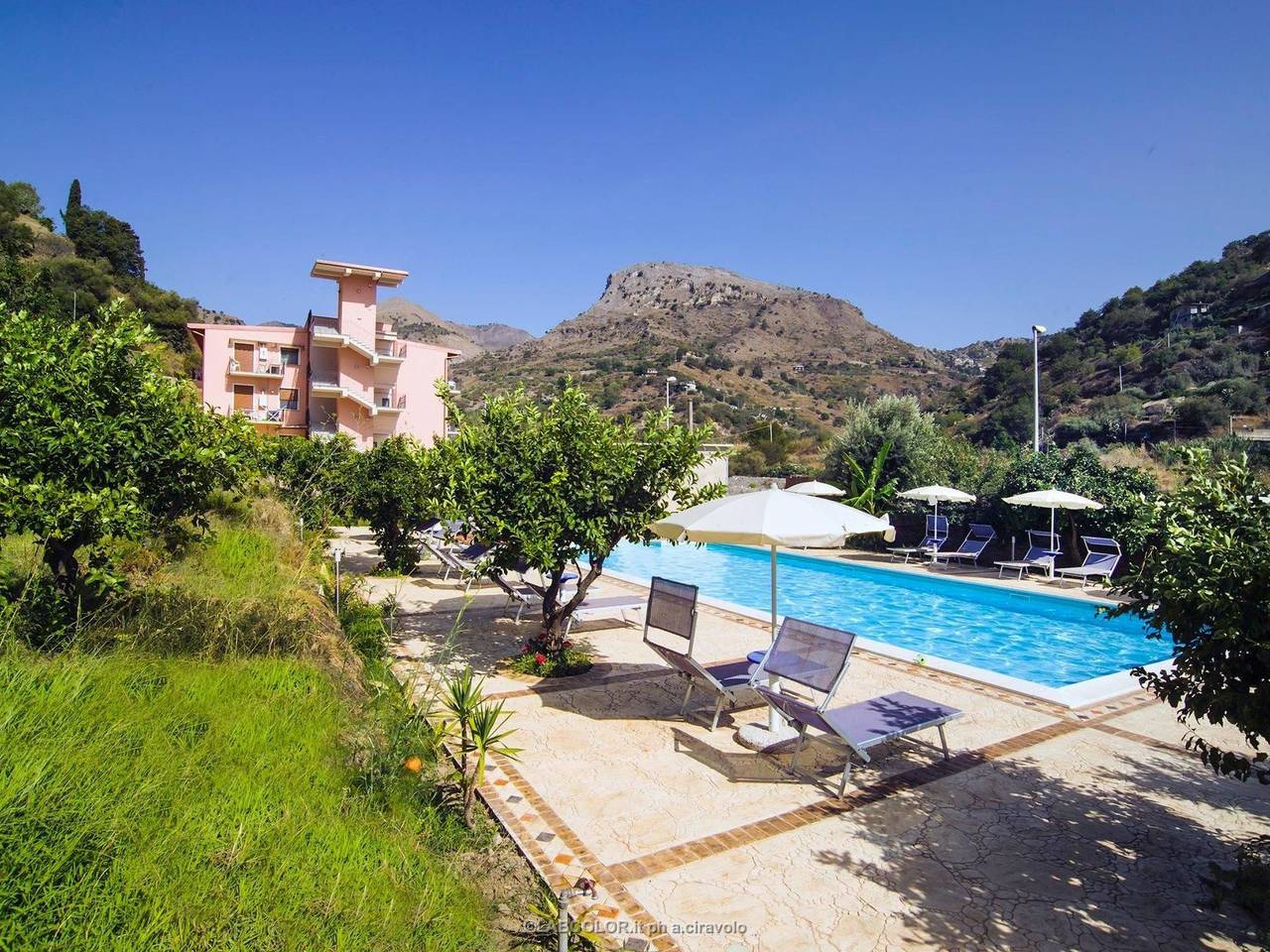 Appartement entier, 'Mare Taormina in Letojanni, Province de Messina