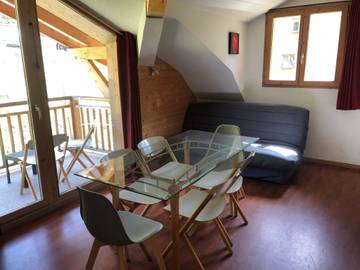 Chalet pour 6 personnes, avec balcon dans Valfréjus