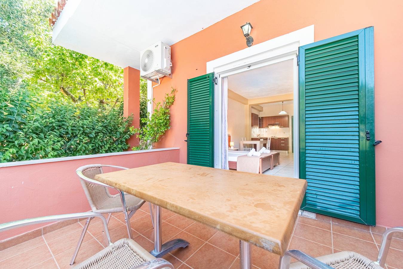 Entire studio, Studio Apartment 'Arianna Superior Studio 19' with Shared Pool & Wi-Fi in Paleokastritsa, Corfu