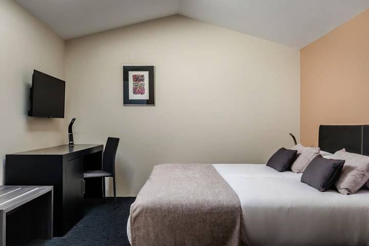 Hôtel pour 10 personnes, avec terrasse ainsi que jacuzzi et sauna à Orduña - 2