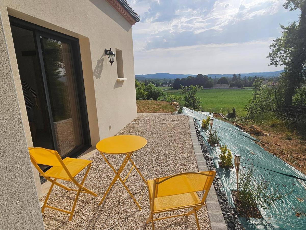 Double Room with Terrace in Prayssac, Quercy