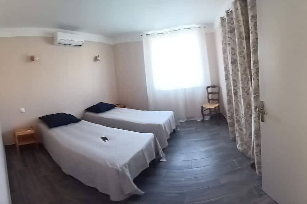 Appartement Chaleureux au 1er Étage D'une Villa, Quartier Calme et Résidentiel in Saint-Paul-Trois-Châteaux, Nyons region