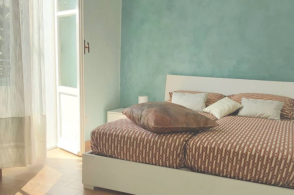 Ganze Wohnung, 2-Zimmer-Wohnung mit 3 Balkonen und fantastischer Seesicht in Cannero, Cannero Riviera