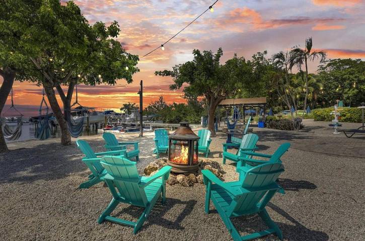 Ferienwohnung für 4 Personen, mit Sauna und Pool sowie Balkon und Ausblick - 1