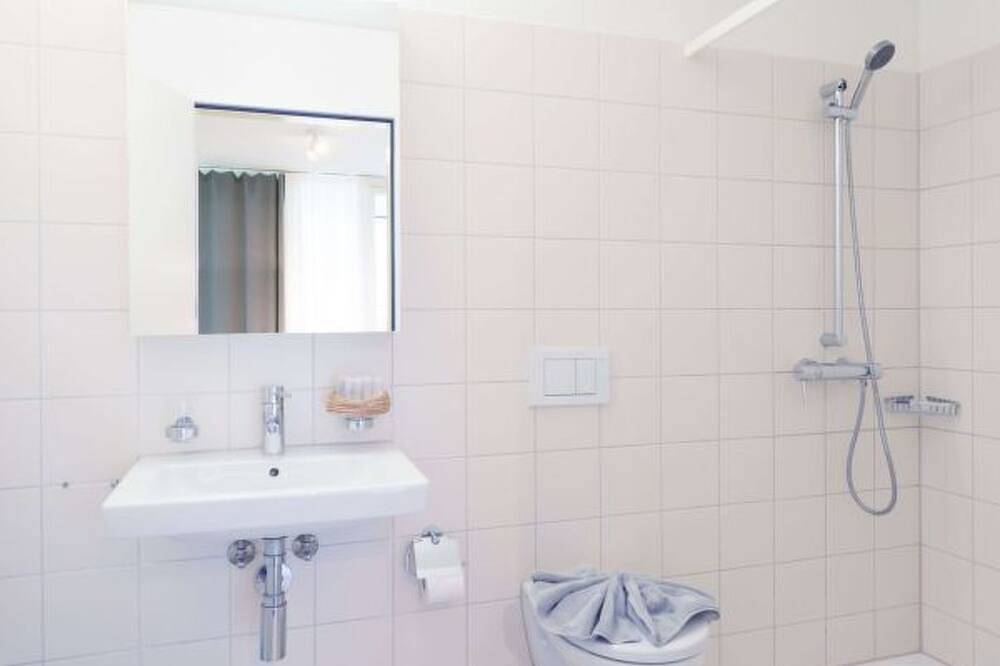 Entire apartment, Lu Engelberg Iv - Allmend Hitrental Apartment in St. Niklausen LU, Lucerne