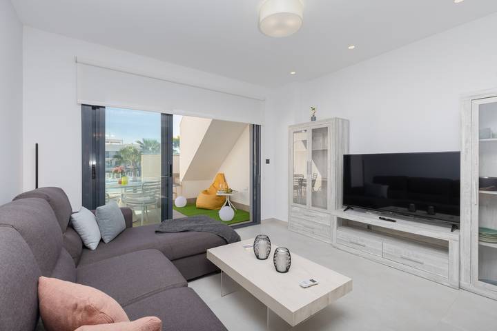 Ferienwohnung für 6 Personen, mit Pool und Garten sowie Seeblick, mit Haustier in Guardamar del Segura - 4