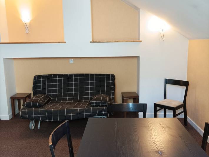 Appartement de vacances pour 8 personnes, avec Balcon et Jacuzzi ainsi que Terrasse et Piscine