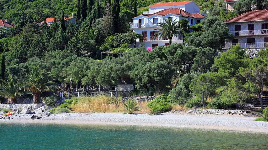 Iznajmljivanje smještaja za odmor za 4 osoba u Trpanj