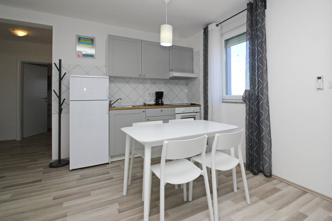 Ganze Wohnung, Ferienwohnung Lilly - 3 in Baska, Krk