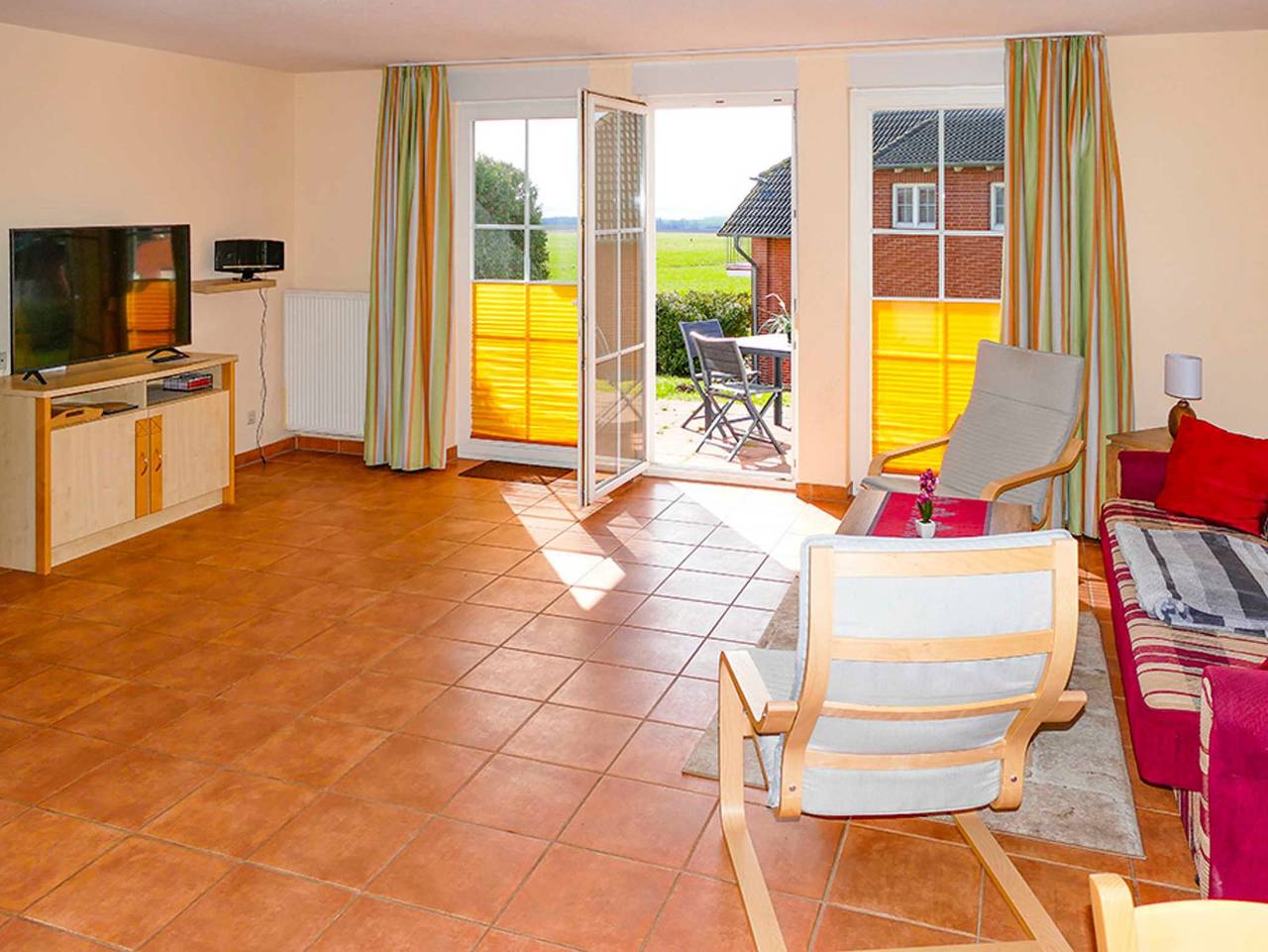 Ganze Ferienwohnung, Ferienwohnungen Kariba und Sammy - Fw 53 Kariba in Neddesitz, Sagard
