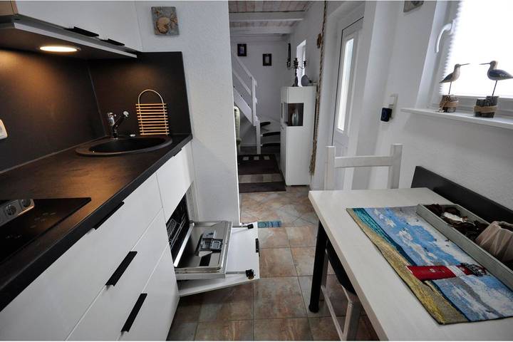 Ganze Wohnung, Ferienwohnung Addenhausen 5 Whg. 3 Kapitänskajüte in Neuharlingersiel, Landkreis Wittmund