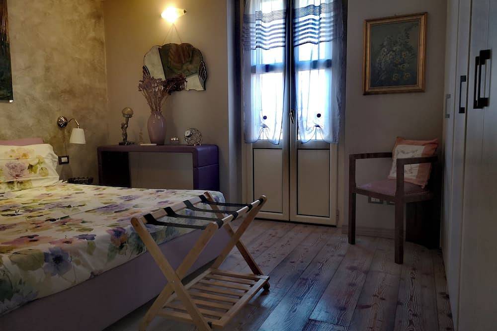Apartamento entero, Cosy apartment with garden terrace, close to the central station and city center in Milán, Provincia de Milan