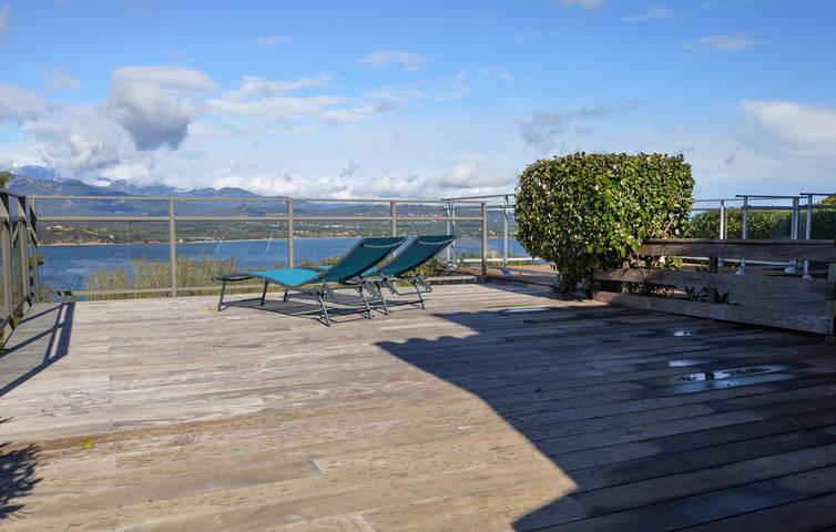 Une oasis en bord de mer : appartement avec piscine près de la plage de Cala Rossa in Porto-Vecchio, Arrondissement de Sartène