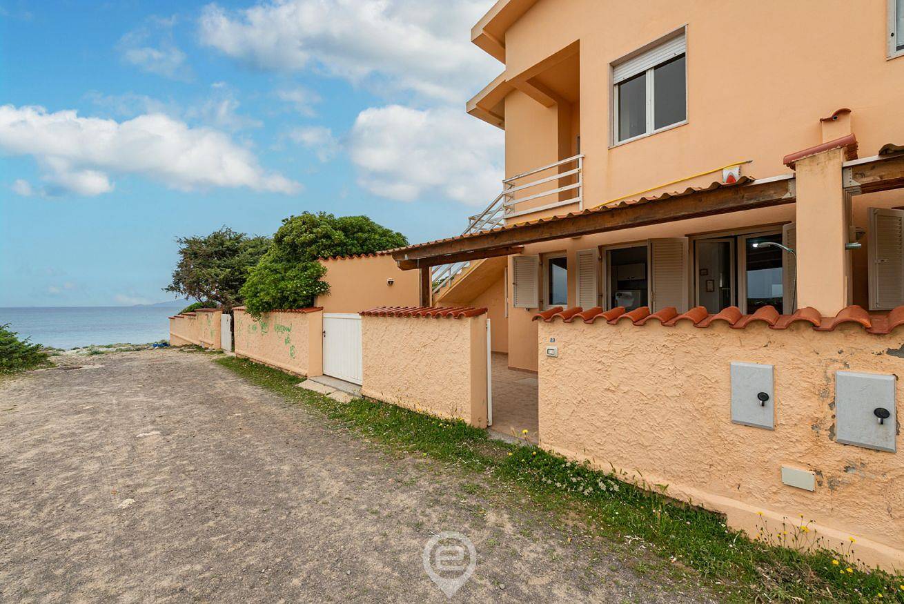 Ferienhaus für 4 Personen mit Garten in Sa Rocca Tunda, Sardinien