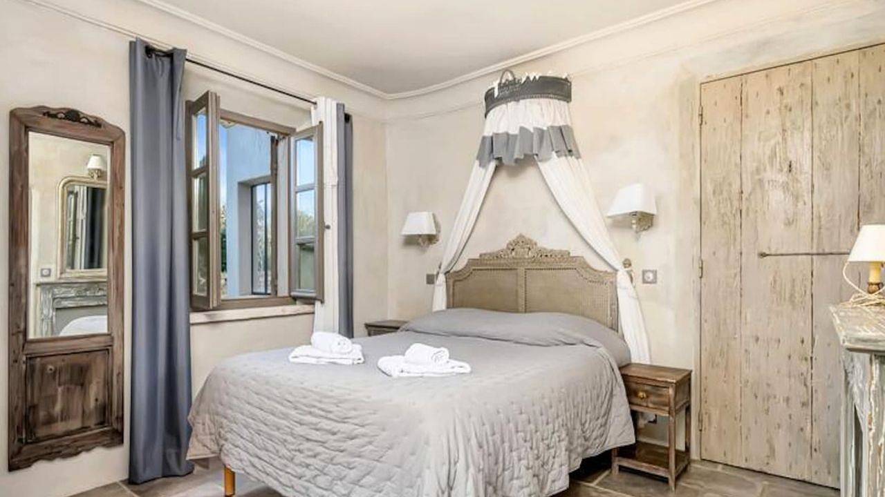 Entire holiday apartment, Ferienwohnung für 2 Personen (33 m²) in Commune d'Oppède in Oppède, Parc naturel régional du Luberon