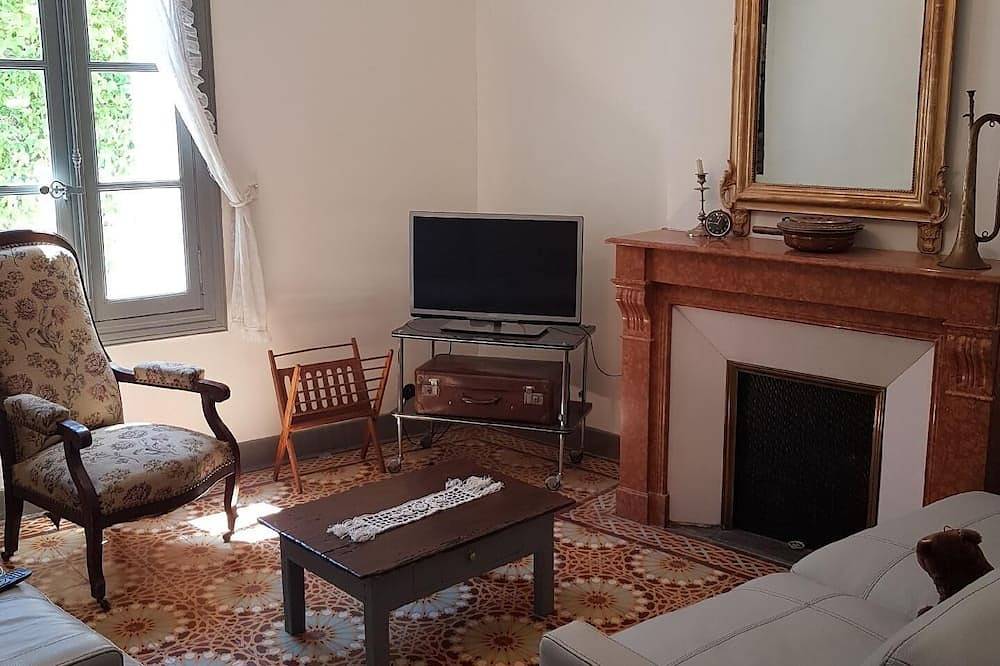 Holiday house Assas for 1 - 8 persons with 3 bedrooms - Row house in Assas, Montpellier region