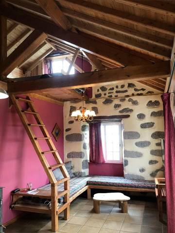 Gîte pour 4 personnes, avec vue et terrasse à Lajes das Flores