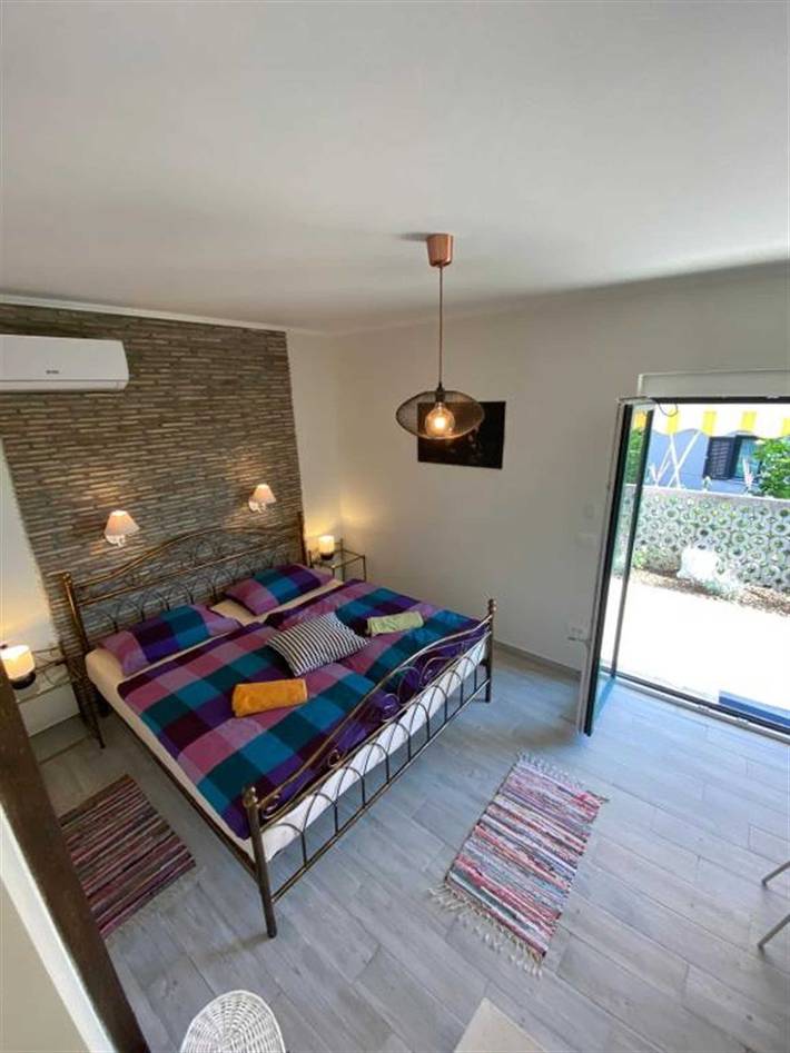 Ganze Wohnung, Ferienwohnung für 2 Personen mit Terrasse in Piran, Slowenische Riviera
