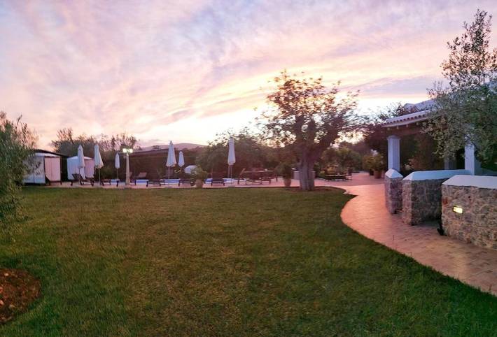 Casa de familia para 2 personas, con jardín además de piscina y vistas en las Islas Baleares - 3