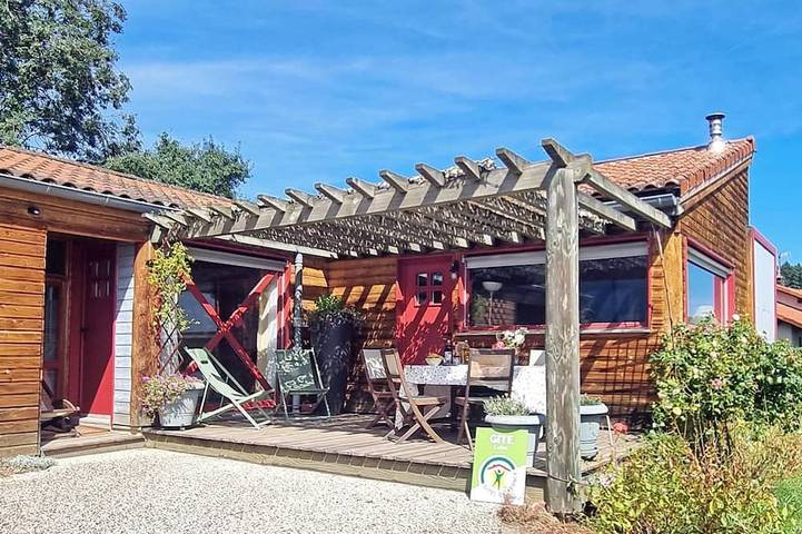 Gîte pour 4 personnes, avec Terrasse et Jardin