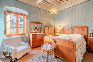 Villa per 10 Persone in Lucca, Versilia, Foto 4